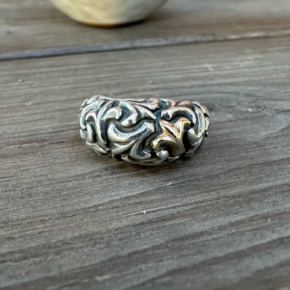 Jose Balli- Retired Fleur de Lis Beaucoup two-tone ring - Picture 3 of 5
